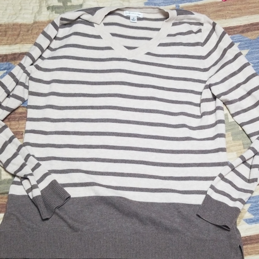 Croft & Barrow long sleeve sweater